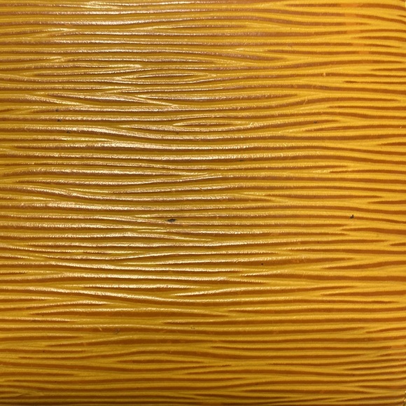 Auth LV Gold Epi Kisslock Wallet MI1002 - Picture 3 of 13